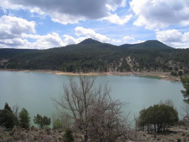 En el embalse de la Toba